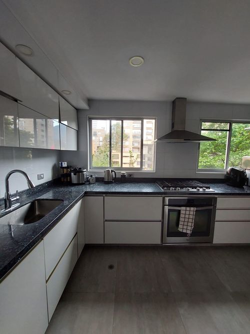 Apartamento de 3 alcobas en venta en Chico Norte, Bogotá, 120 m² · foto 11 de 24