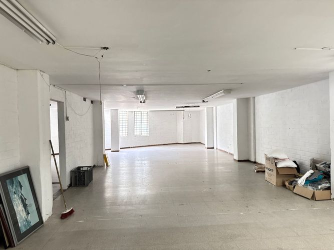 Bodega en venta en Trinidad, Medellín, 1940 m² · foto 7 de 19