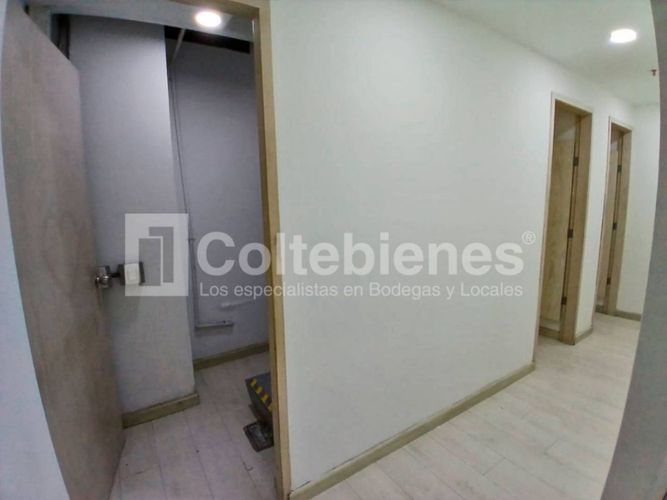 Local en venta en La Candelaria, Medellín, 52 m² · foto 6 de 14