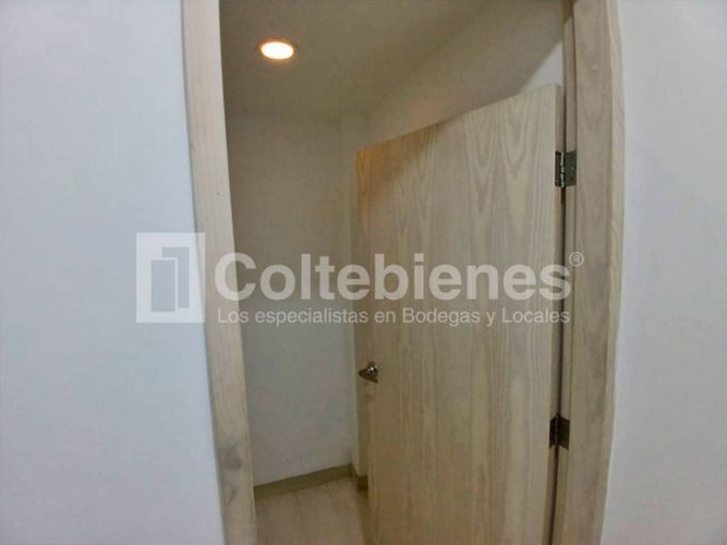 Local en venta en La Candelaria, Medellín, 52 m² · foto 8 de 14