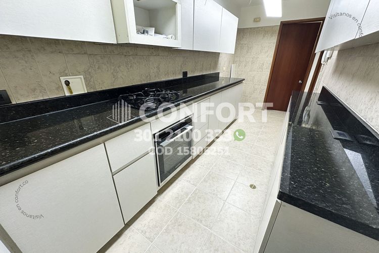 Casa de 3 alcobas en arriendo en El Tesoro, Medellín, 232 m² · foto 10 de 24