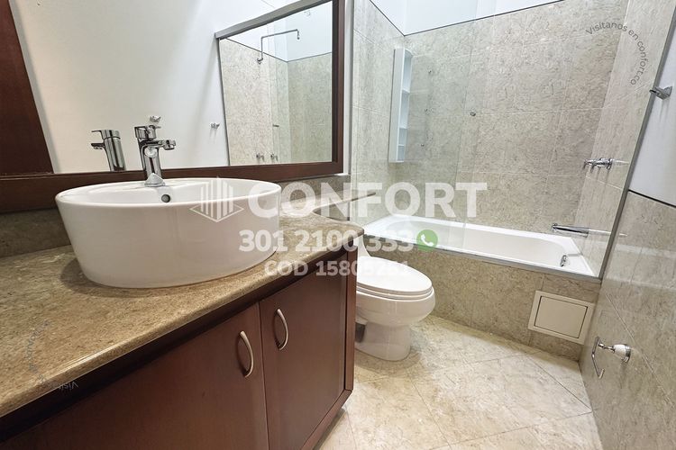 Casa de 3 alcobas en arriendo en El Tesoro, Medellín, 232 m² · foto 17 de 24