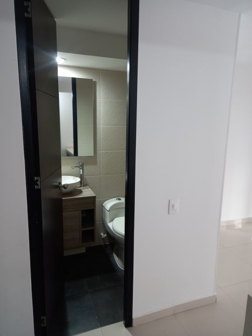 Apartamento de 4 alcobas en venta en Valle Del Lili, Cali, 98 m² · foto 9 de 24