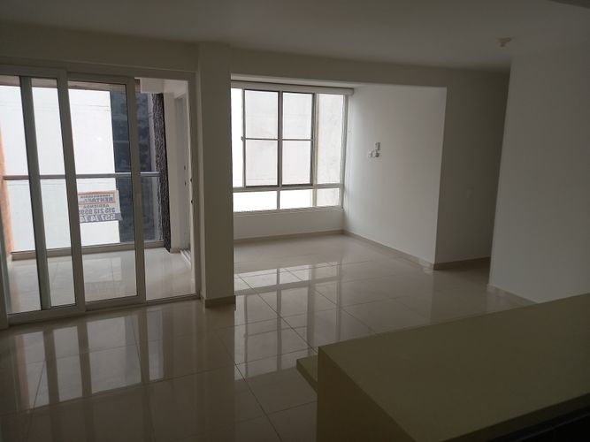 Apartamento de 4 alcobas en venta en Valle Del Lili, Cali, 98 m² · foto 11 de 24