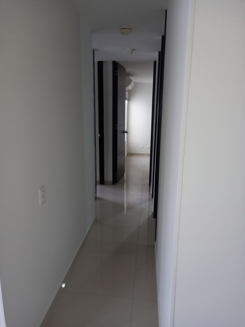 Apartamento de 4 alcobas en venta en Valle Del Lili, Cali, 98 m² · foto 14 de 24
