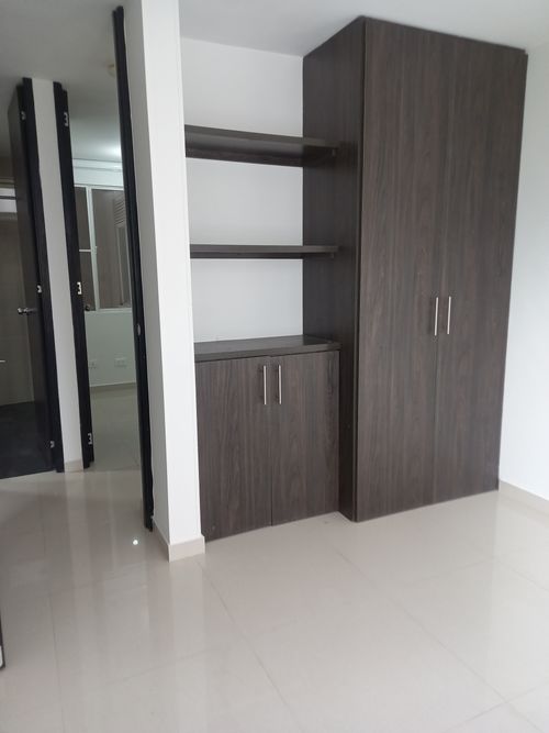 Apartamento de 4 alcobas en venta en Valle Del Lili, Cali, 98 m² · foto 19 de 24