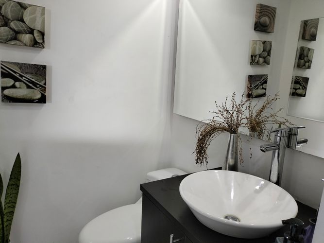 Apartamento de 3 alcobas en arriendo en El Poblado, Medellín, 214 m² · foto 17 de 18