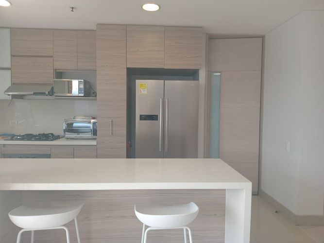 Apartamento de 3 alcobas en arriendo en El Poblado, Medellín, 156 m² · foto 4 de 18