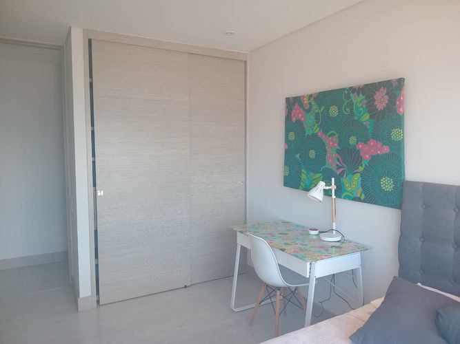 Apartamento de 3 alcobas en arriendo en El Poblado, Medellín, 156 m² · foto 10 de 18