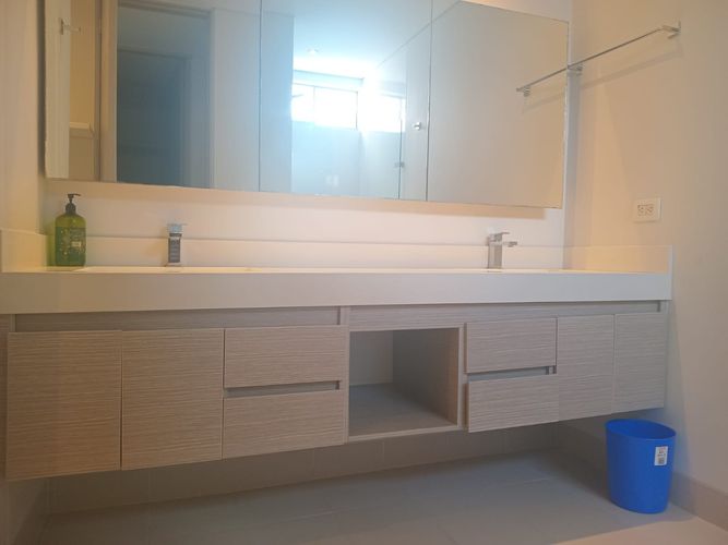 Apartamento de 3 alcobas en arriendo en El Poblado, Medellín, 156 m² · foto 16 de 18
