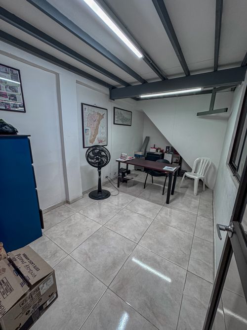 Bodega en venta en La Cecilia, Armenia, 190 m² · foto 3 de 23
