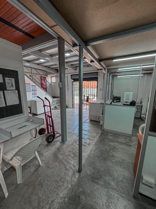Bodega en venta en La Cecilia, Armenia, 190 m² · foto 17 de 23
