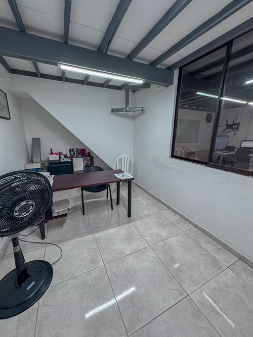 Bodega en venta en La Cecilia, Armenia, 190 m² · foto 19 de 23