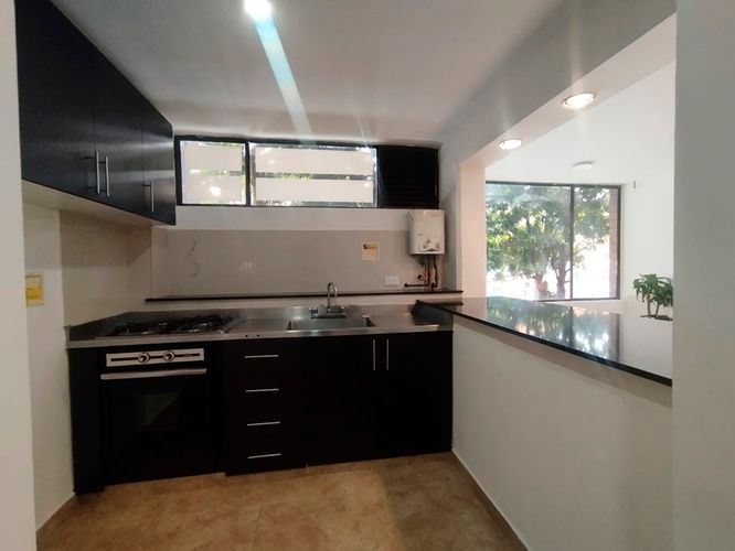 Apartamento en venta en El Poblado, Medellín · foto 6 de 15