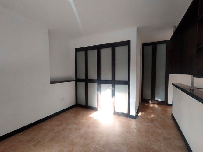 Apartamento en venta en El Poblado, Medellín · foto 11 de 15