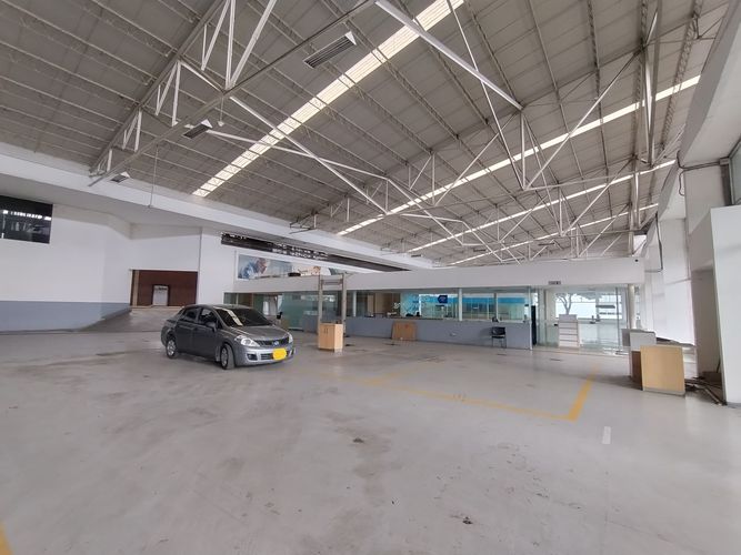 Local en arriendo en San Nicolas, Cali · foto 6 de 19