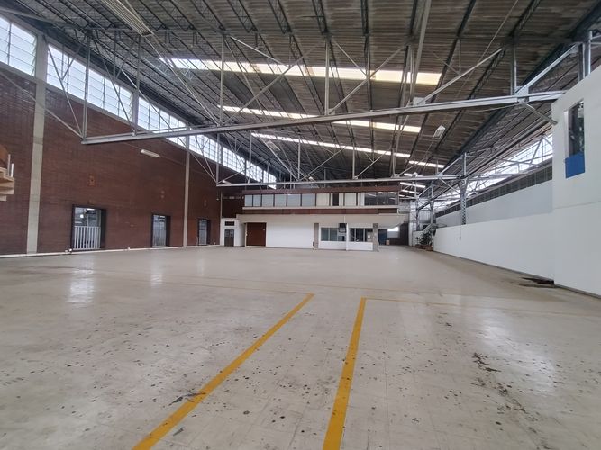 Local en arriendo en San Nicolas, Cali · foto 16 de 19
