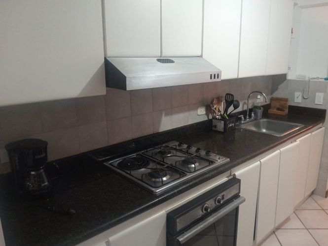 Apartamento de 3 alcobas en arriendo en Laureles, Medellín, 130 m² · foto 4 de 16