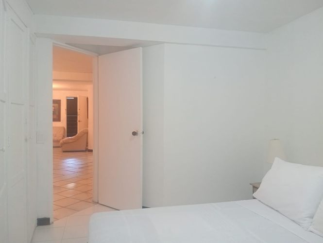 Apartamento de 3 alcobas en arriendo en Laureles, Medellín, 130 m² · foto 8 de 16