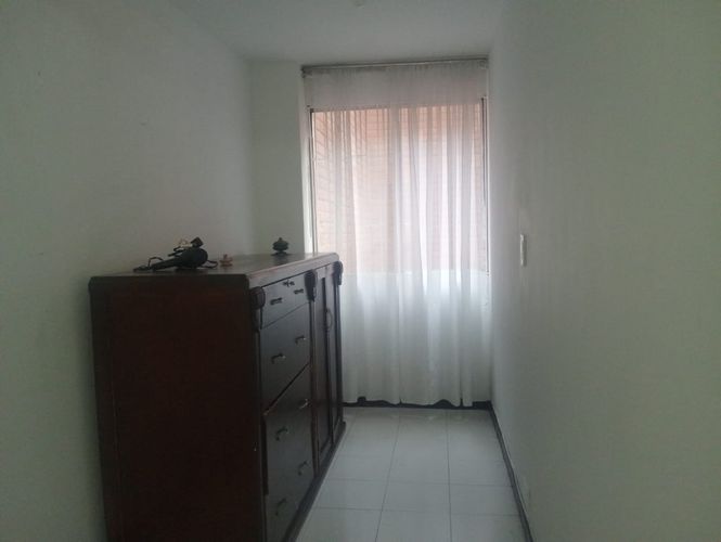 Apartamento de 3 alcobas en arriendo en Laureles, Medellín, 130 m² · foto 9 de 16