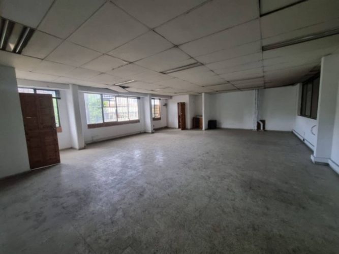 Bodega en arriendo en Suramérica, Itagüí, 1034 m² · foto 3 de 7