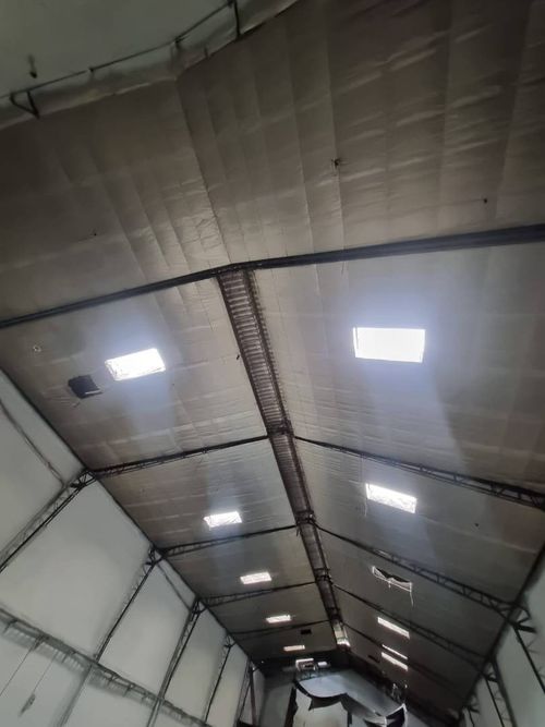 Bodega en arriendo en Suramérica, Itagüí, 1034 m² · foto 6 de 7