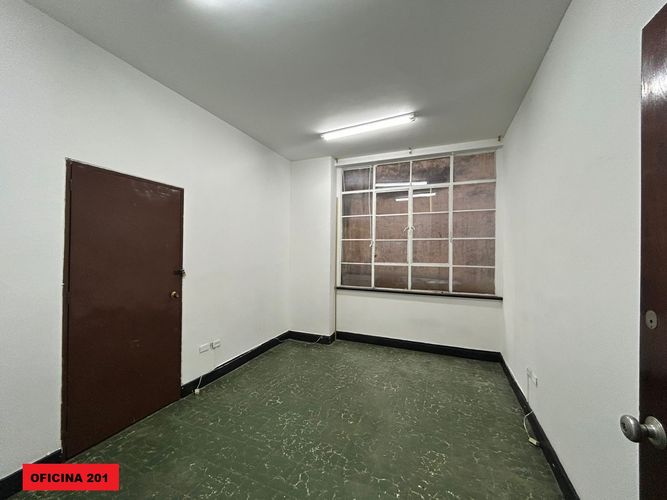 Oficina en arriendo en Sector Plaza De Bolivar, Pereira, 26 m² · foto 6 de 10