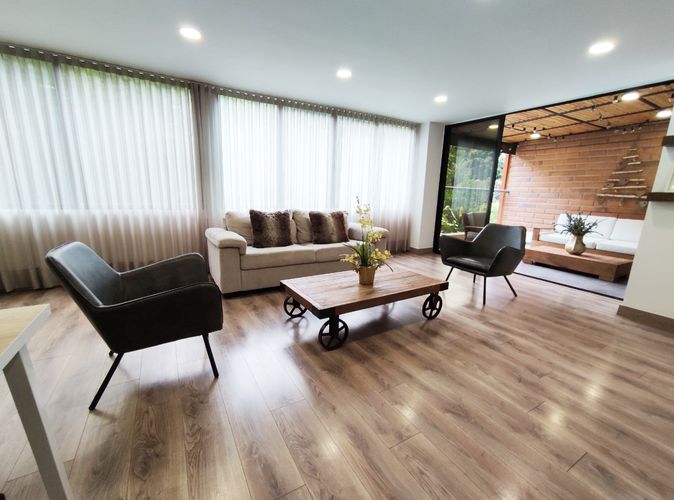 Apartamento de 3 alcobas en arriendo en El Poblado, Medellín, 125 m² · foto 2 de 17