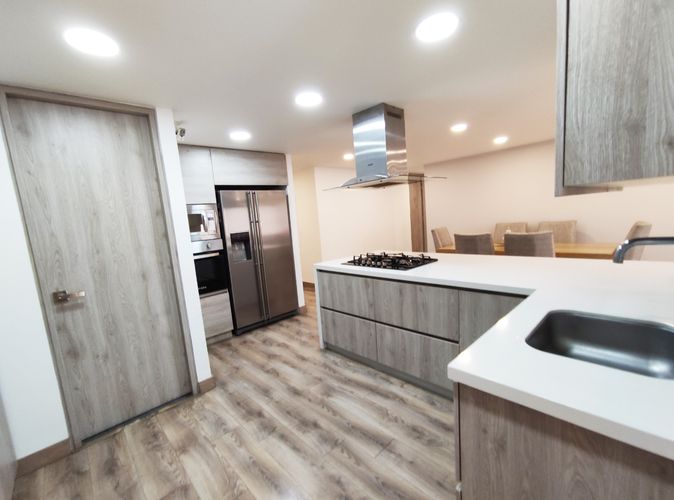 Apartamento de 3 alcobas en arriendo en El Poblado, Medellín, 125 m² · foto 6 de 17