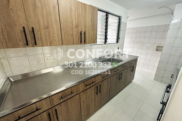 Apartamento de 3 alcobas en arriendo en Castropol, Medellín, 140 m² · foto 8 de 24