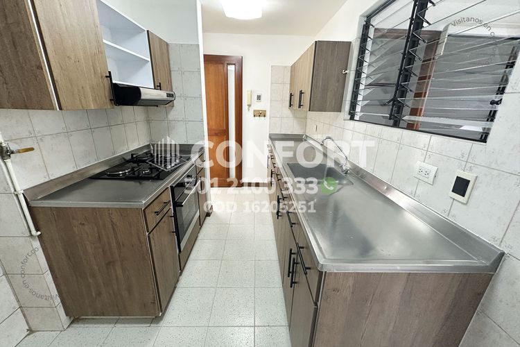 Apartamento de 3 alcobas en arriendo en Castropol, Medellín, 140 m² · foto 9 de 24