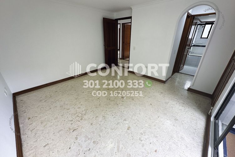 Apartamento de 3 alcobas en arriendo en Castropol, Medellín, 140 m² · foto 21 de 24