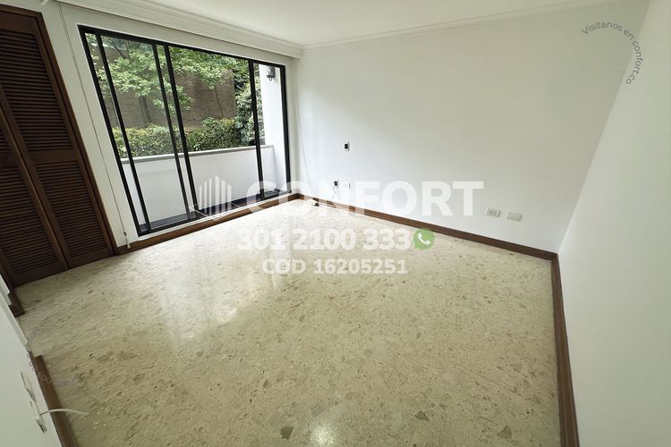 Apartamento de 3 alcobas en arriendo en Castropol, Medellín, 140 m² · foto 23 de 24