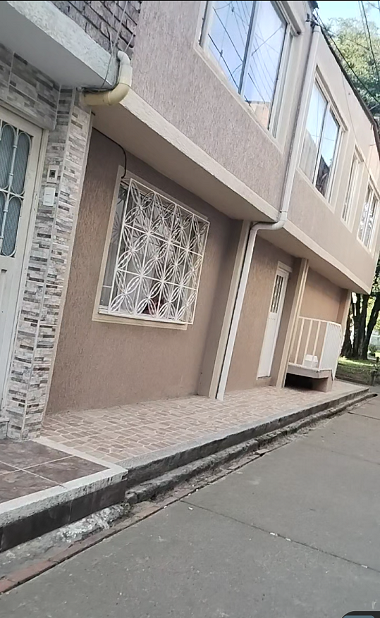 Casa en venta en Engativá, Bogotá · foto 5 de 7