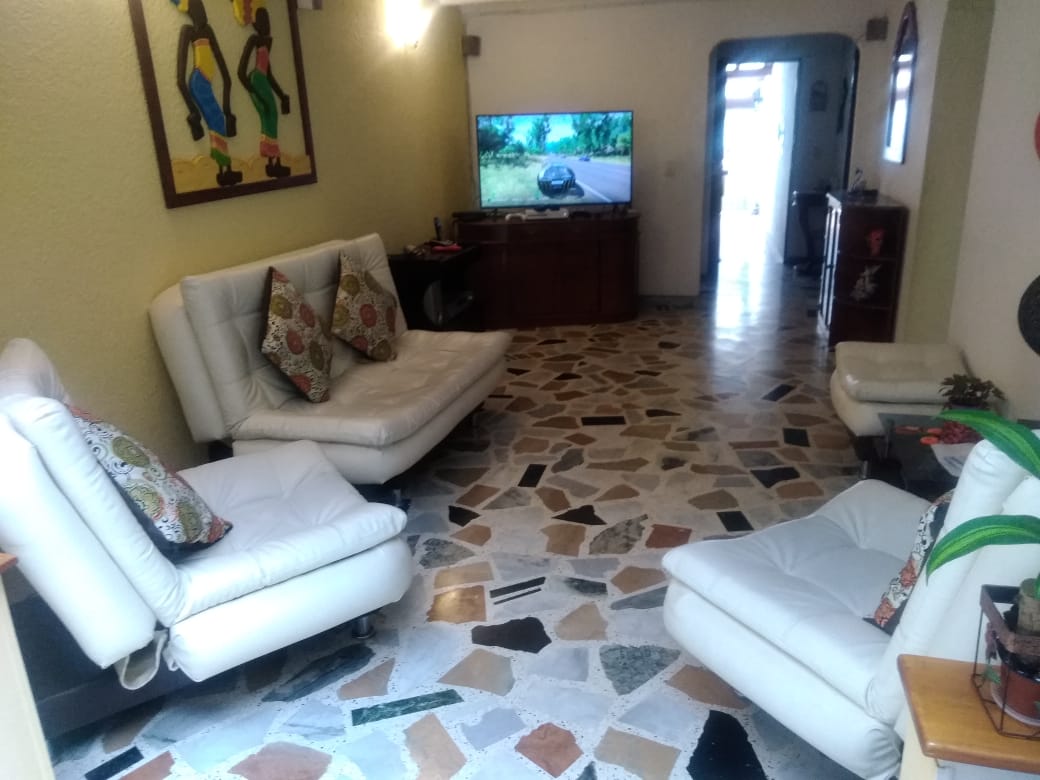 Casa en venta en Villa Del Prado, Bogotá · foto 5 de 16