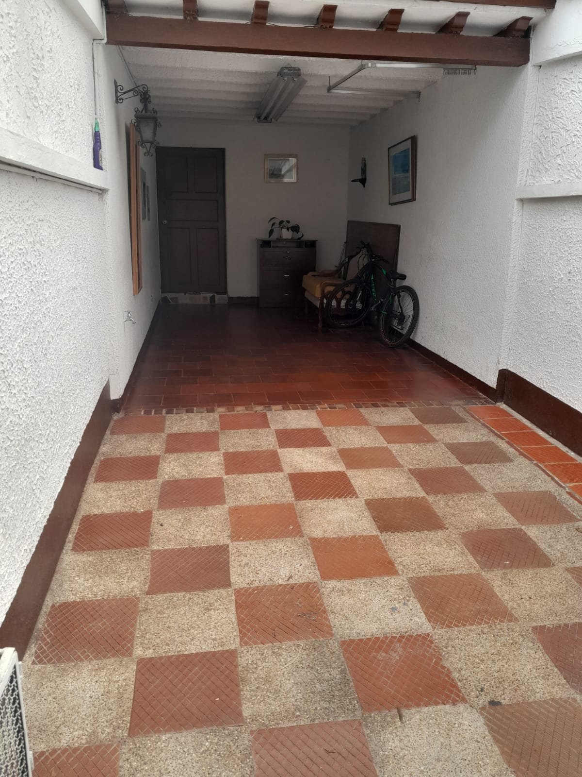 Casa en venta en Villa Del Prado, Bogotá · foto 2 de 16