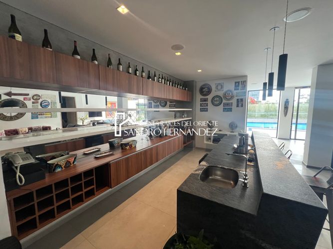 Casa de 5 alcobas en venta en Ruitoque, Piedecuesta, 839 m² · foto 10 de 24