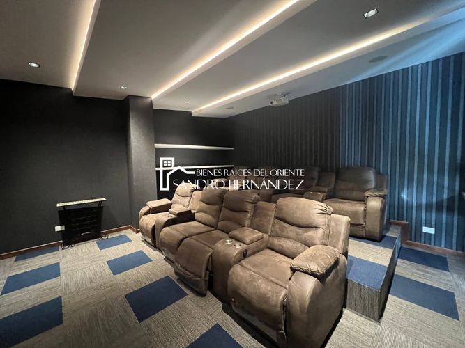Casa de 5 alcobas en venta en Ruitoque, Piedecuesta, 839 m² · foto 11 de 24