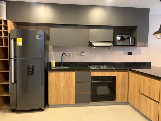 Apartamento de 2 alcobas en venta en El Poblado, Medellín, 72 m² · foto 6 de 14