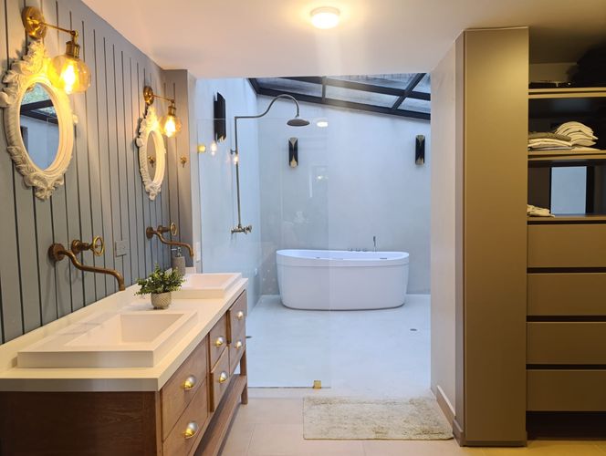 Casa de 4 alcobas en venta en El Poblado, Medellín, 293 m² · foto 16 de 20