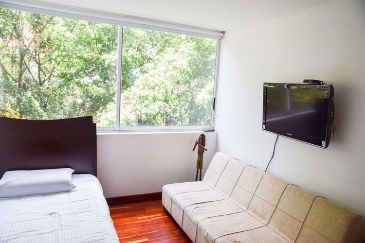 Apartamento de 3 alcobas en arriendo en El Poblado, Medellín, 180 m² · foto 15 de 18