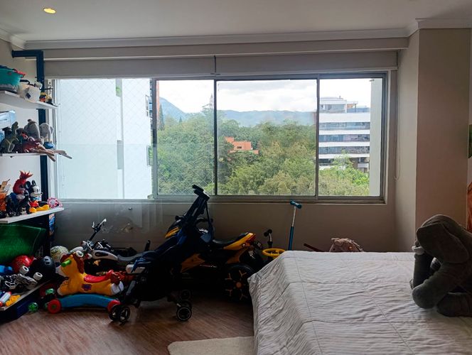 Apartamento de 3 alcobas en venta en El Poblado, Medellín, 200 m² · foto 16 de 18