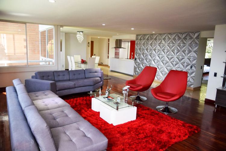 Apartamento de 3 alcobas en arriendo en El Poblado, Medellín, 180 m² · foto 3 de 18