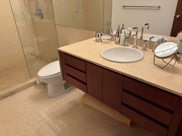 Apartamento en venta en Los Rosales, Bogotá · foto 19 de 24