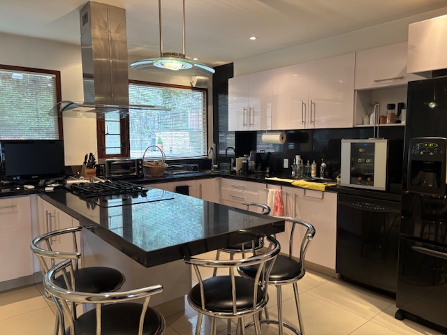 Apartamento en venta en Los Rosales, Bogotá · foto 10 de 24
