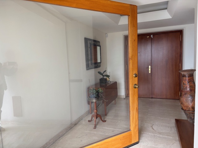 Apartamento en venta en Los Rosales, Bogotá · foto 23 de 24
