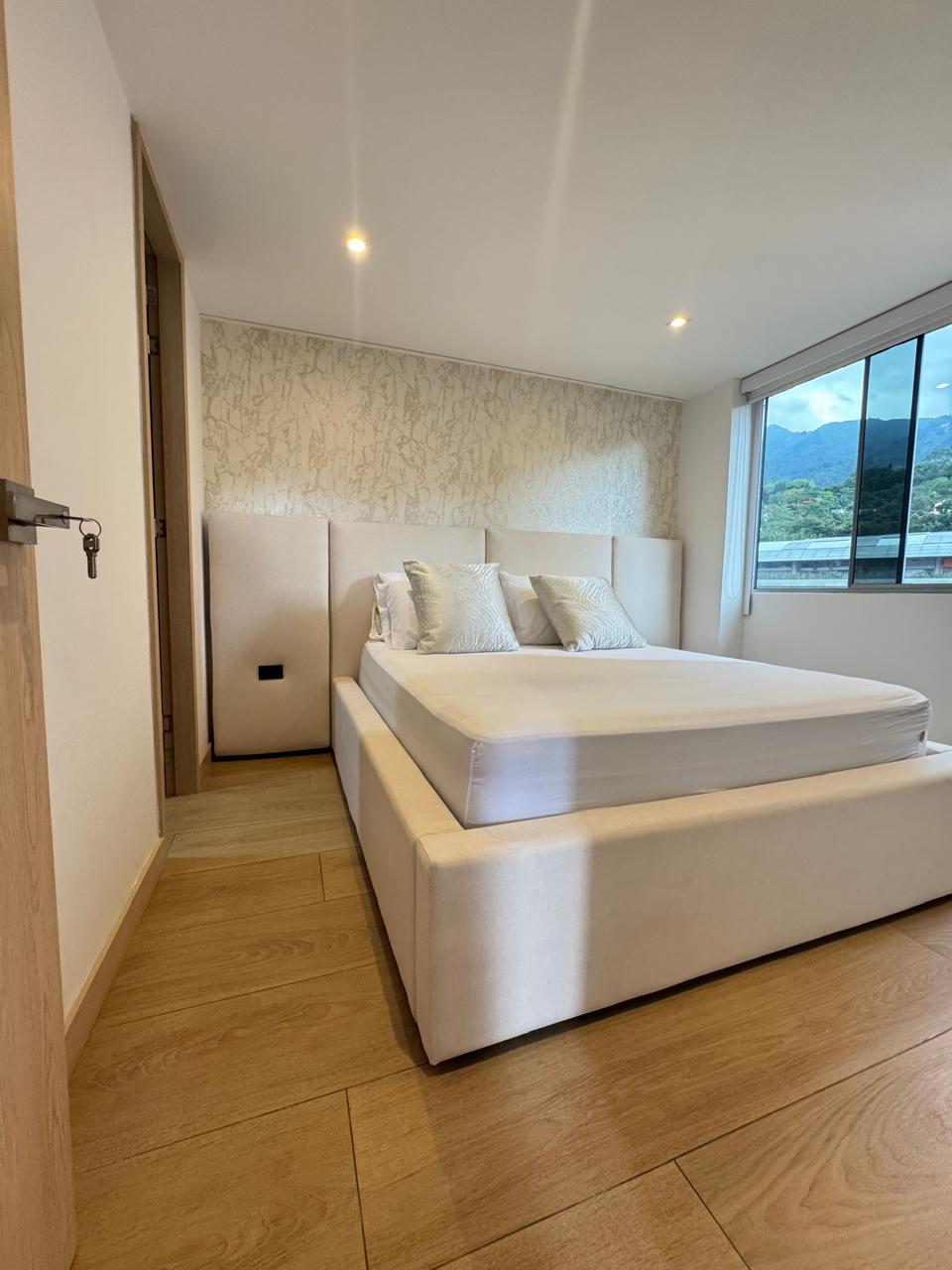 Apartamento en venta en Loma Del Chocho, Envigado · foto 7 de 9