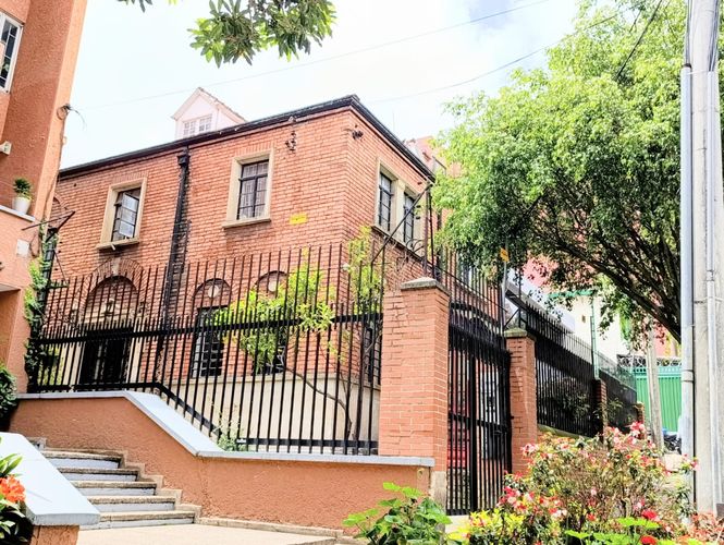 Casa de 7 alcobas en venta en Chapinero, Bogotá, 550 m² · foto 11 de 24