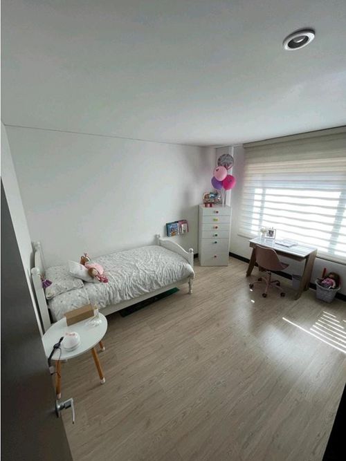 Apartamento de 4 alcobas en venta en Lindaraja, Bogotá, 290 m² · foto 20 de 21
