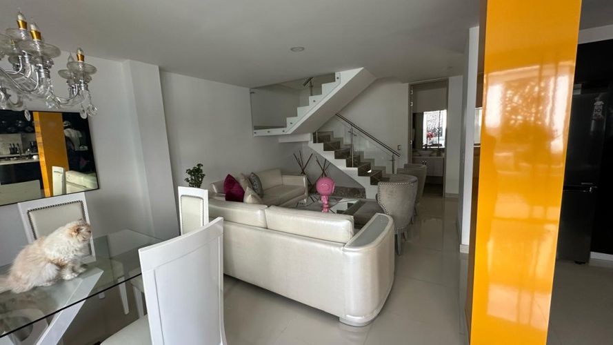Casa de 4 alcobas en venta en La Morada, Jamundí, 245 m² · foto 6 de 11